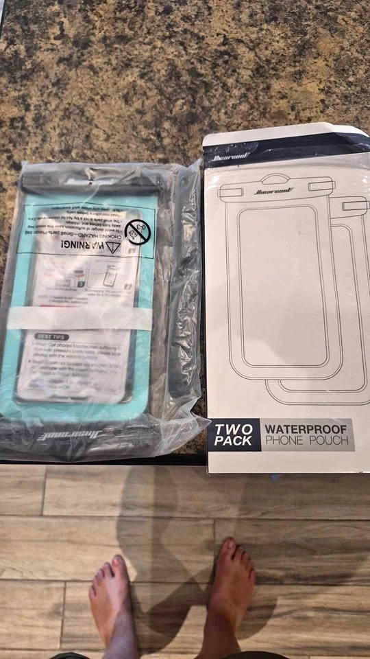 2 pkg waterproof phone case