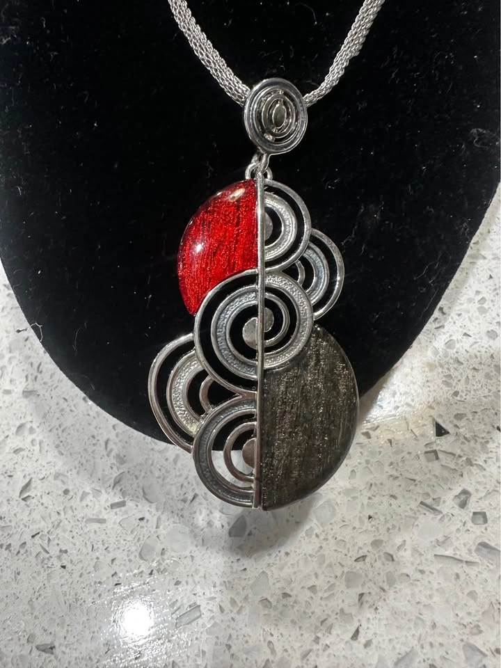 Silver-Tone Statement Necklace - photo 4