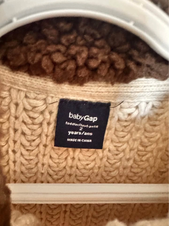 babyGap Cable Knit Sweater 2T - photo 3