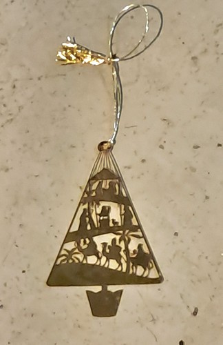 Rare 1986 Hall Family Brass Hallmark Christmas Ornament - photo 3