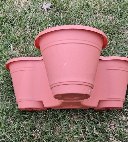 3 Tier Stackable Plastic Planter - photo 3