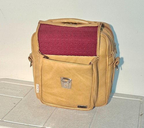 Vintage Marsand Camel Faux Leather Camera Bag - photo 5