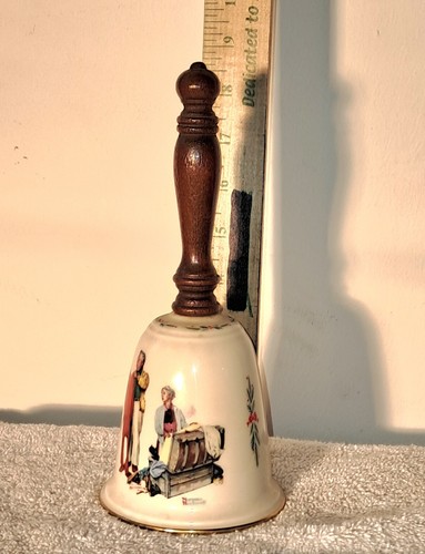 Norman Rockwell Hand Bell "1980 Chilly Reception" - photo 5
