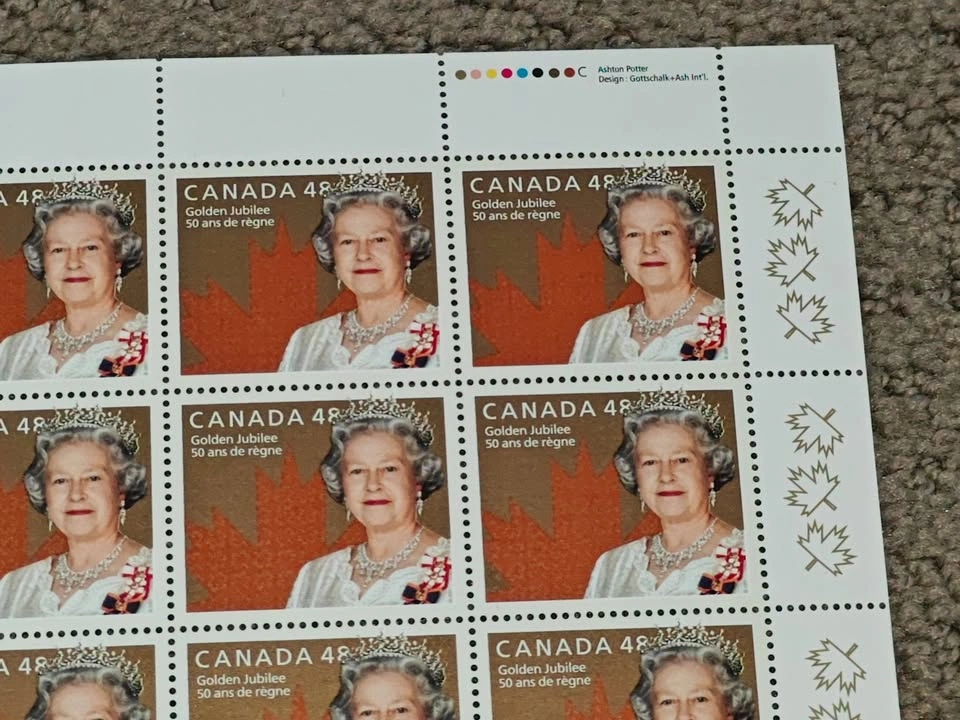 Golden Jubilee Stamp Pane - Queen Elizabeth II 50th Anniversary - photo 3