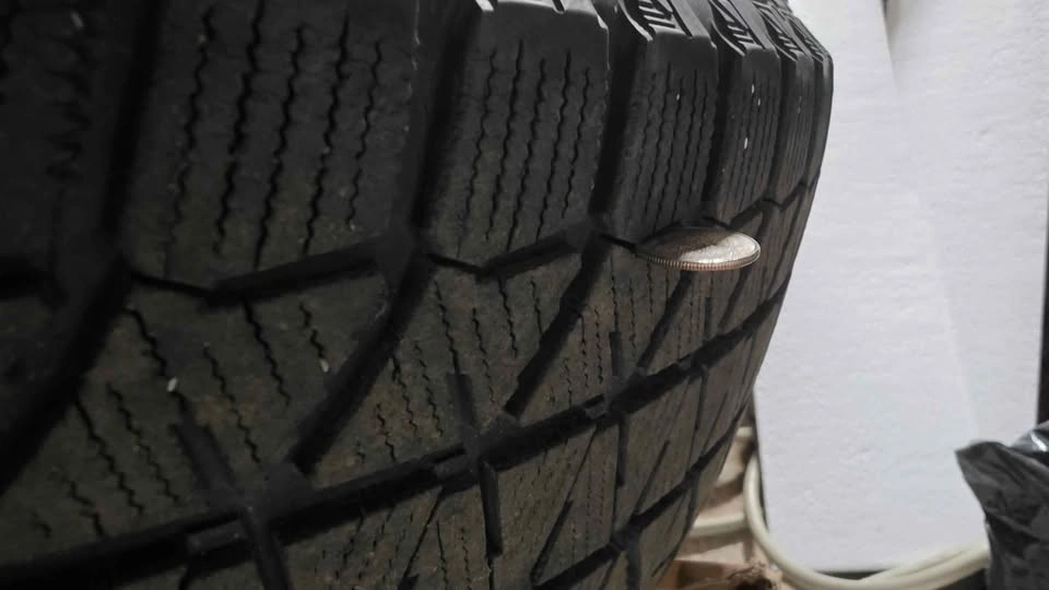 18" Bridgestone Blizzak Winter Tires & Rims 225/55R18 (5x114.3) - photo 4