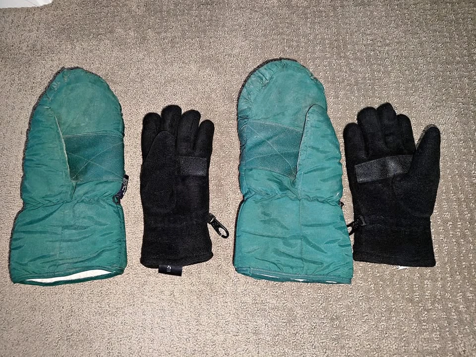 Hot Paws Thinsulate Winter Mittens with Gloves Combo - Size: Med