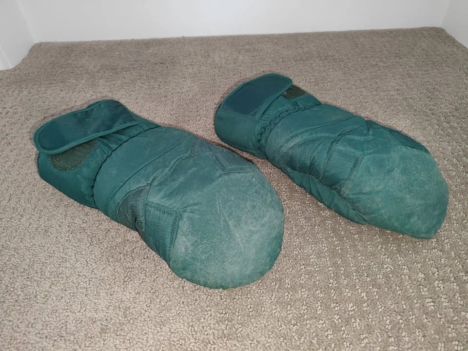 Hot Paws Thinsulate Winter Mittens with Gloves Combo - Size: Med - photo 4