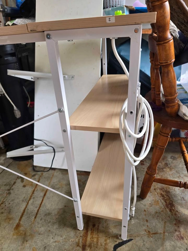 Office Desk - photo 2