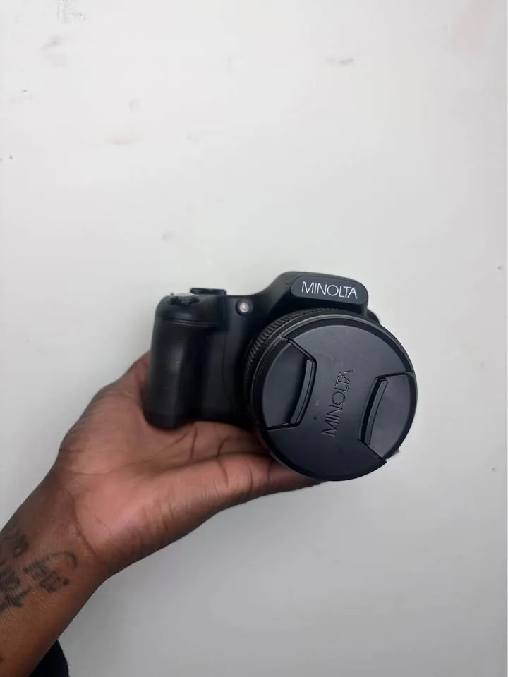 🩶 Minolta ProShot MM67Z Camera Bundle thumbnail