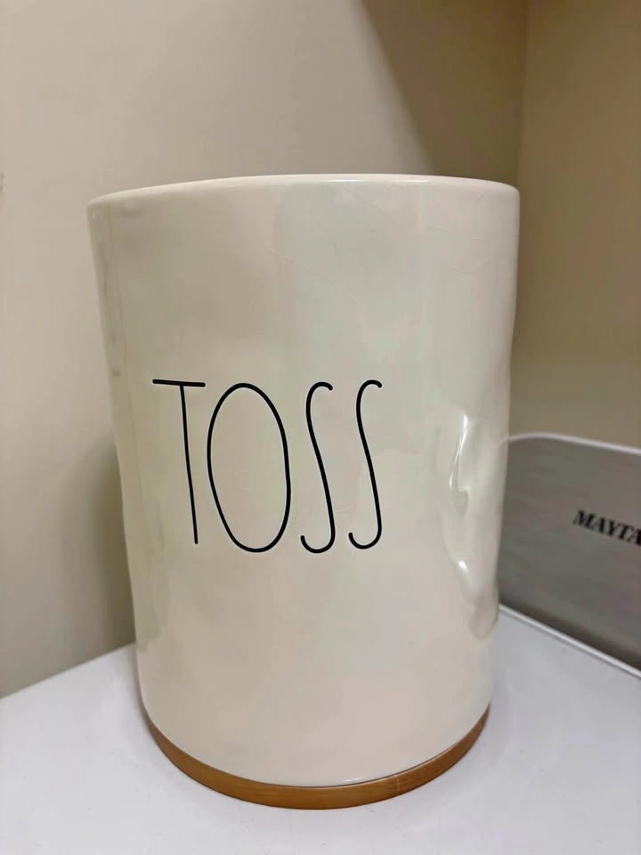 TOSS Ceramic Canister