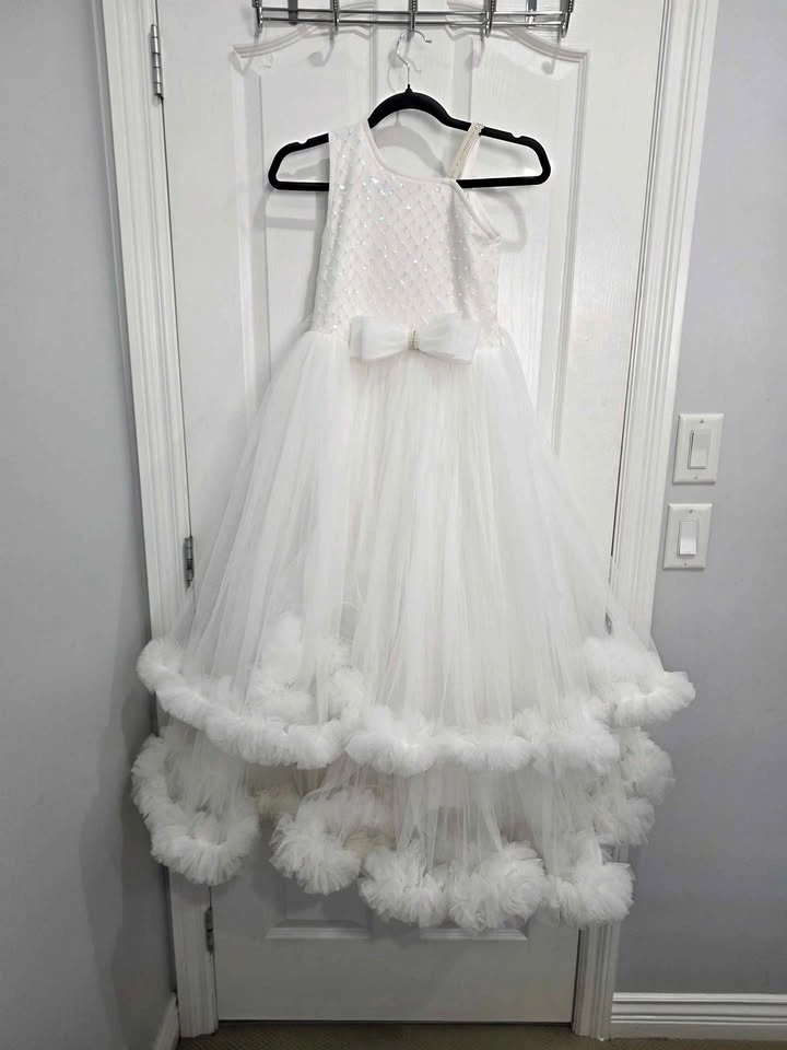 Girl dress