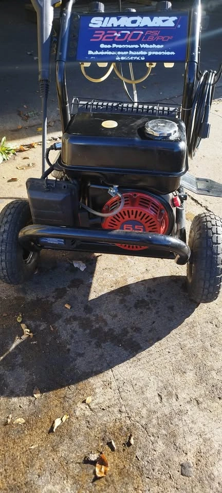 Simoniz 3200 PSI Gas Pressure Washer - photo 4