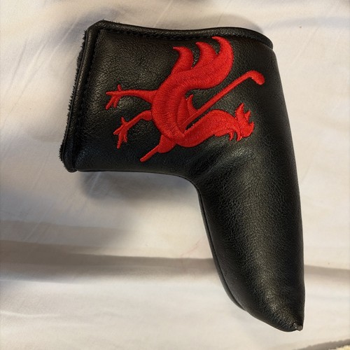 Red Rooster Golf Magnetic Putter Cover