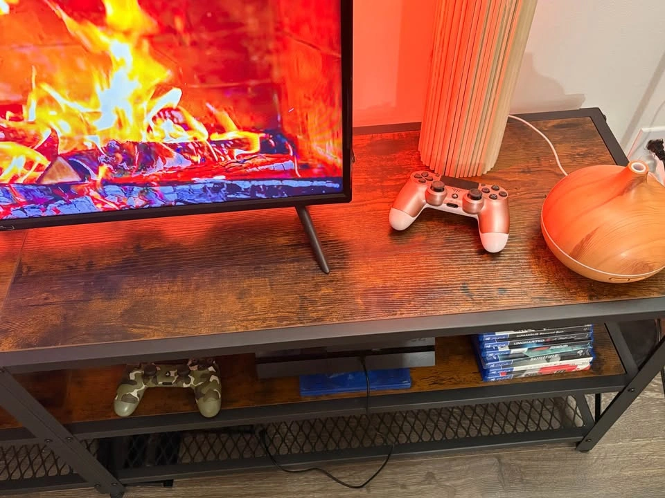 TV stand - photo 2