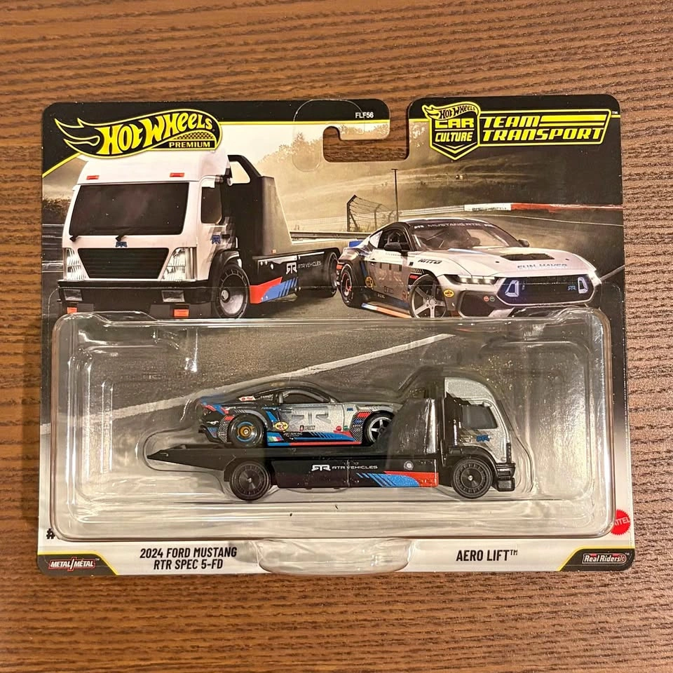 Hot Wheels Car Culture Team Transport 2024 Ford Mustang