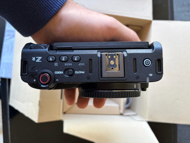 Nikon ZR Camera Body - photo 5