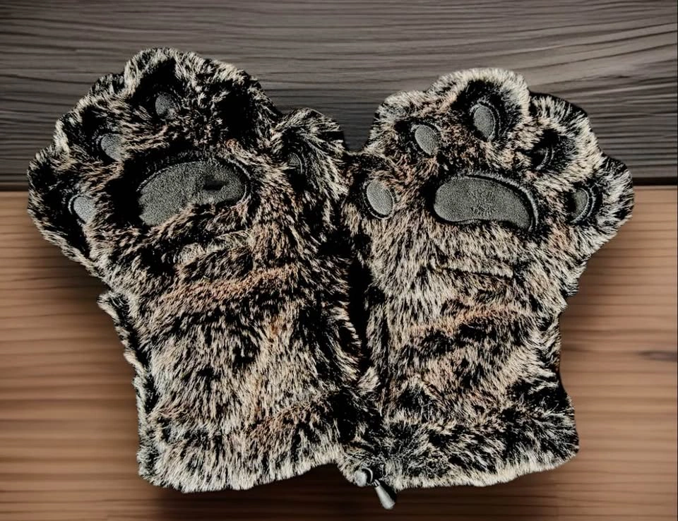 Cozy and Furry PAW Mittens - photo 2