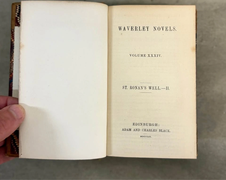 Antique Leather Bound Sir Walter Scott's Waverley Novels 23, 24 - photo 5