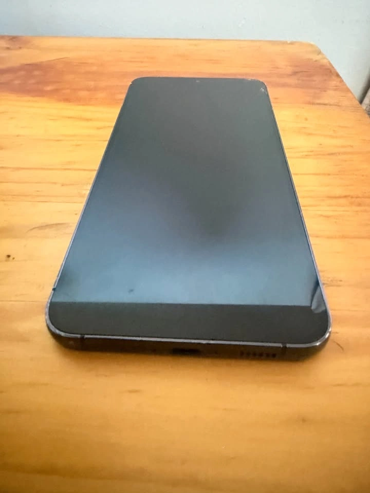 Samsung Galaxy s23+ 256gb - photo 2