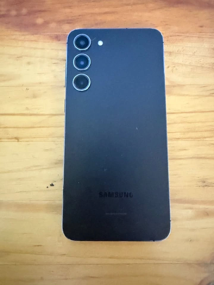 Samsung Galaxy s23+ 256gb - photo 4