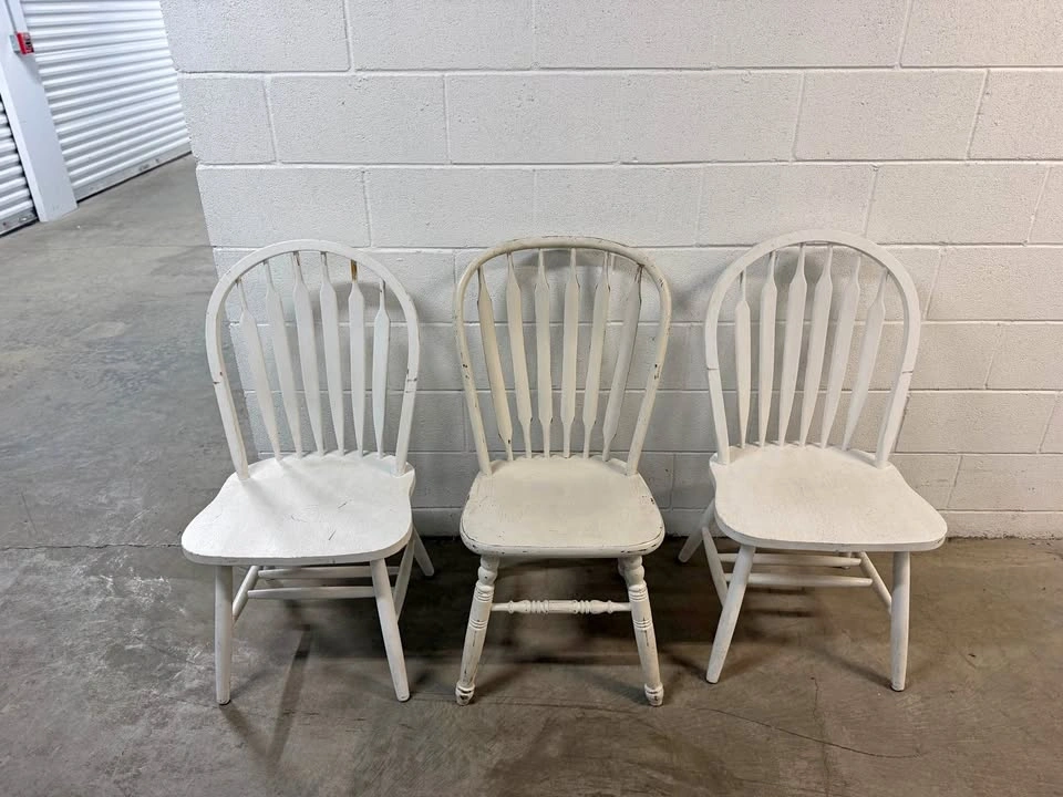 Antique White Farmhouse Windsor Dining Chairs
