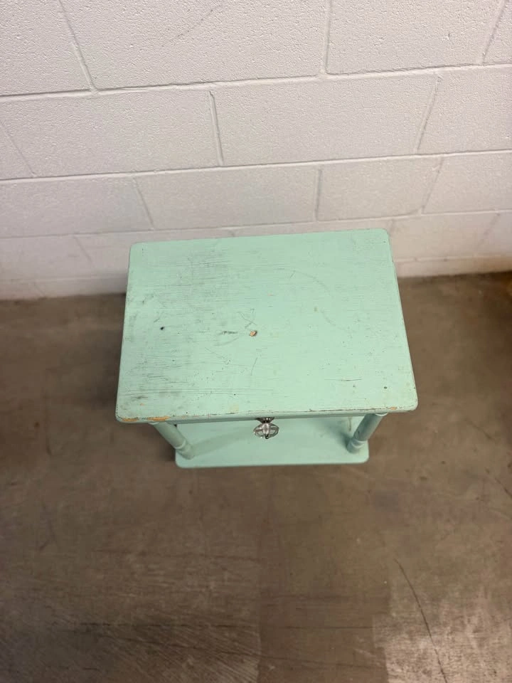 Grayson Lane Farmhouse End Table - photo 3