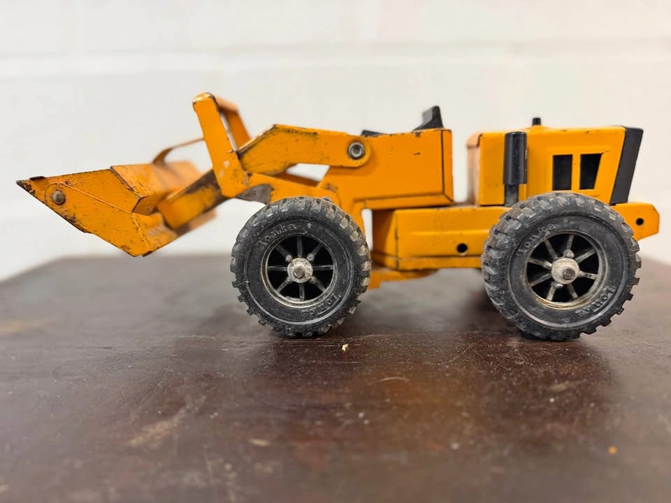 Classic Vintage Tonka Front End Loader