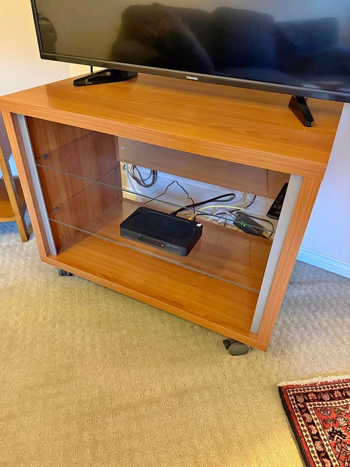Maple veneer tv console