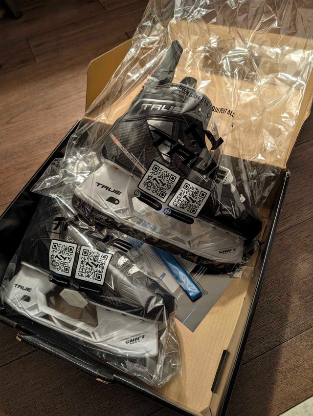 True Catalyst Ice Skates