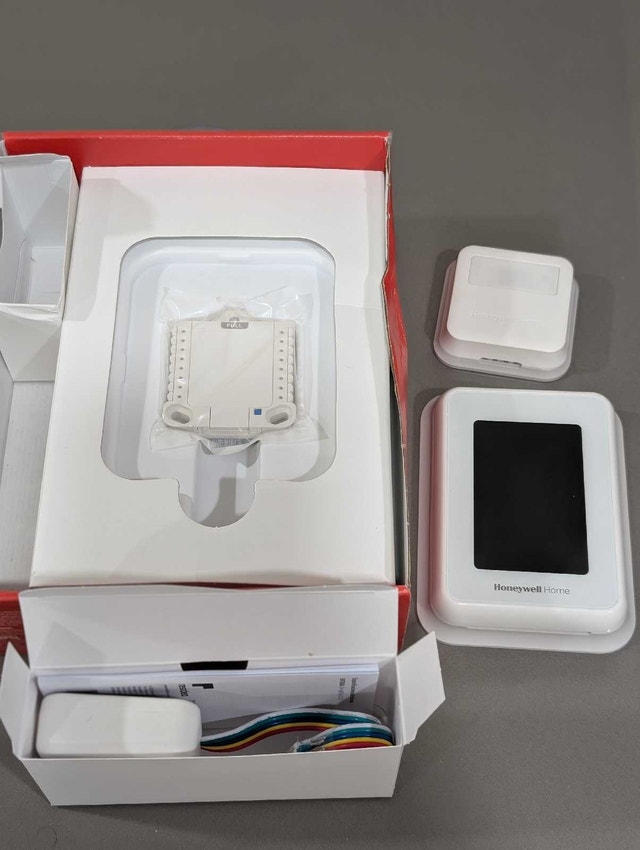 Honeywell home T9 smart thermostat - photo 3