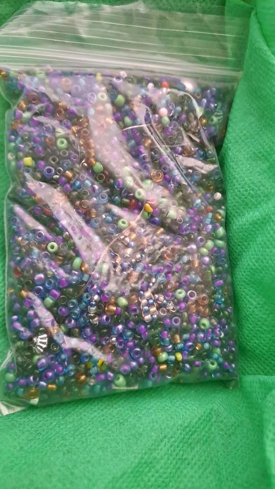 8/0 seed beads