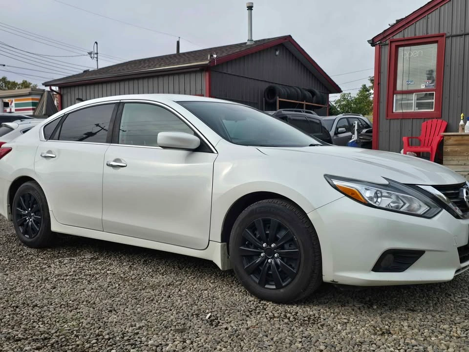 2017 Nissan Altima - photo 3
