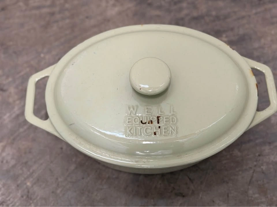 Well Equipped Kitchen Baker - photo 2