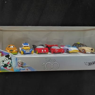 Hot Wheels Disney 100 Character Cars 6-Pack Mickey & Friends