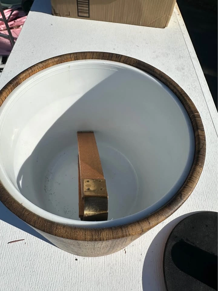 Vintage Faux Wood Grain Ice Bucket with Tongs - photo 3