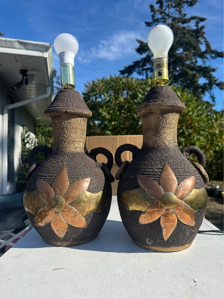 Vintage Pair of Pottery Table Lamps with Copper and Brass Floral - photo 2
