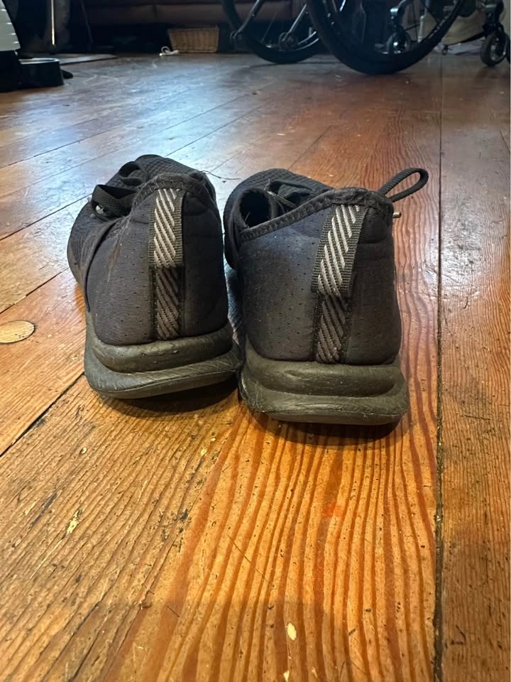 New Balance Coast V4 Shoes - photo 3