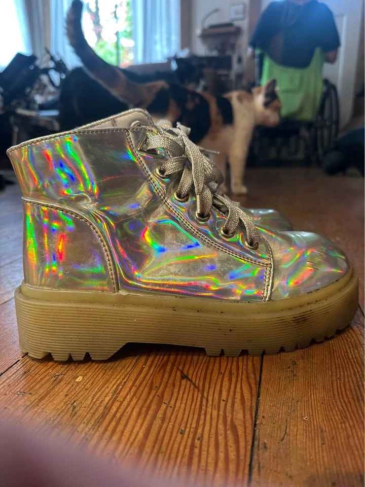YRU Slayr Holographic Platform Combat Boots – Women’s Size 9 - photo 2