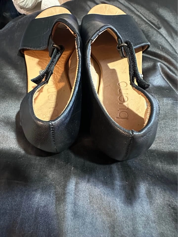 Bueno Black Leather Sandals sz 36 - photo 4