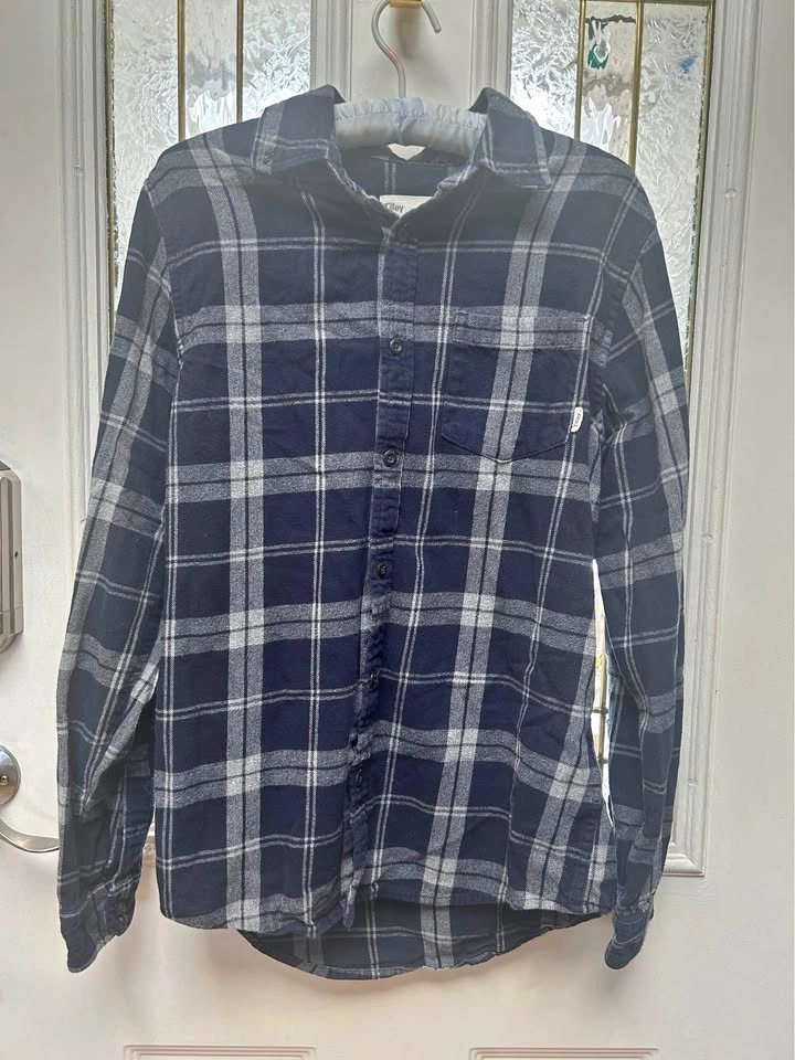 Tilley Plaid Flannel Shirt - Size Small