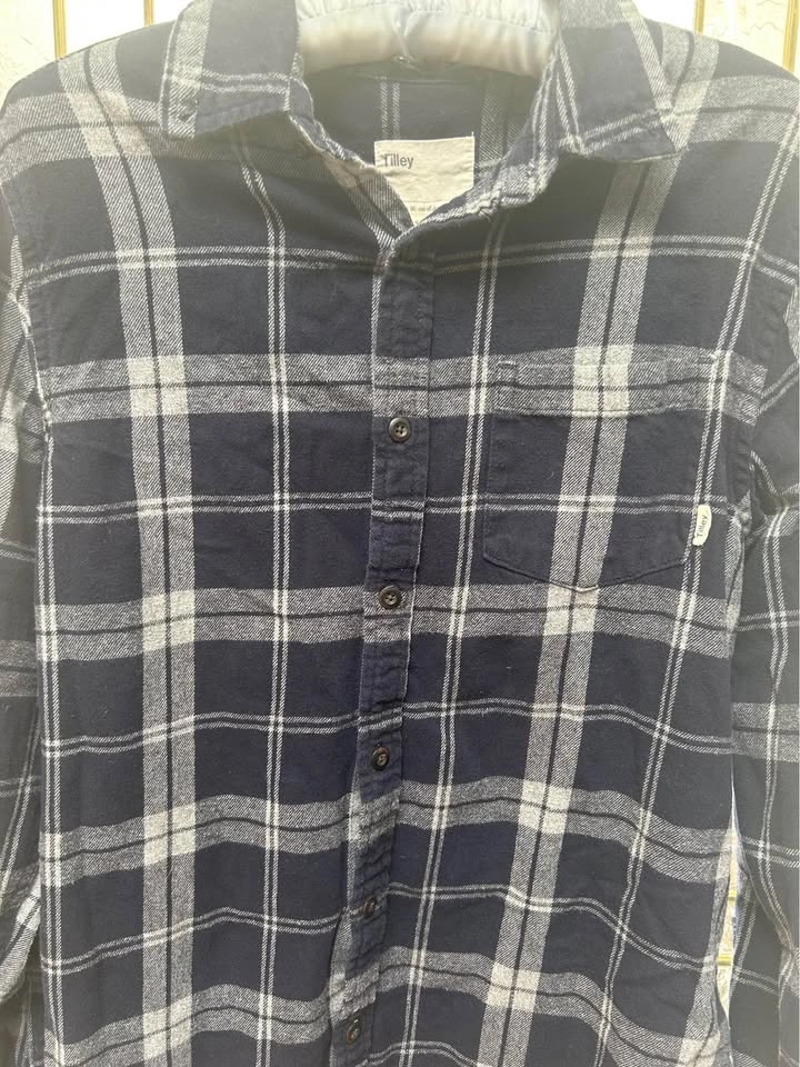 Tilley Plaid Flannel Shirt - Size Small - photo 2
