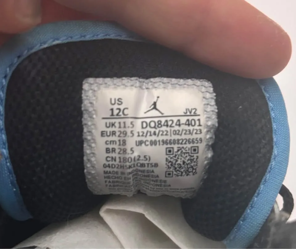 Nike Air Jordan 1 Kids University Blue Black 12C image indicator(4)