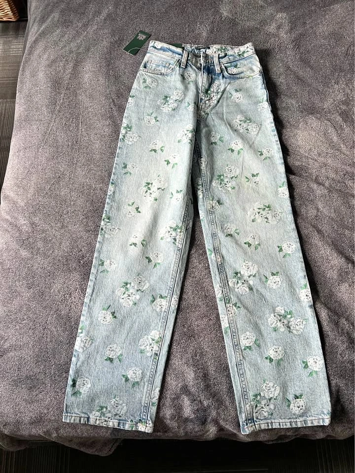 Wild Fable 90s Relaxed Straight Floral Jeans