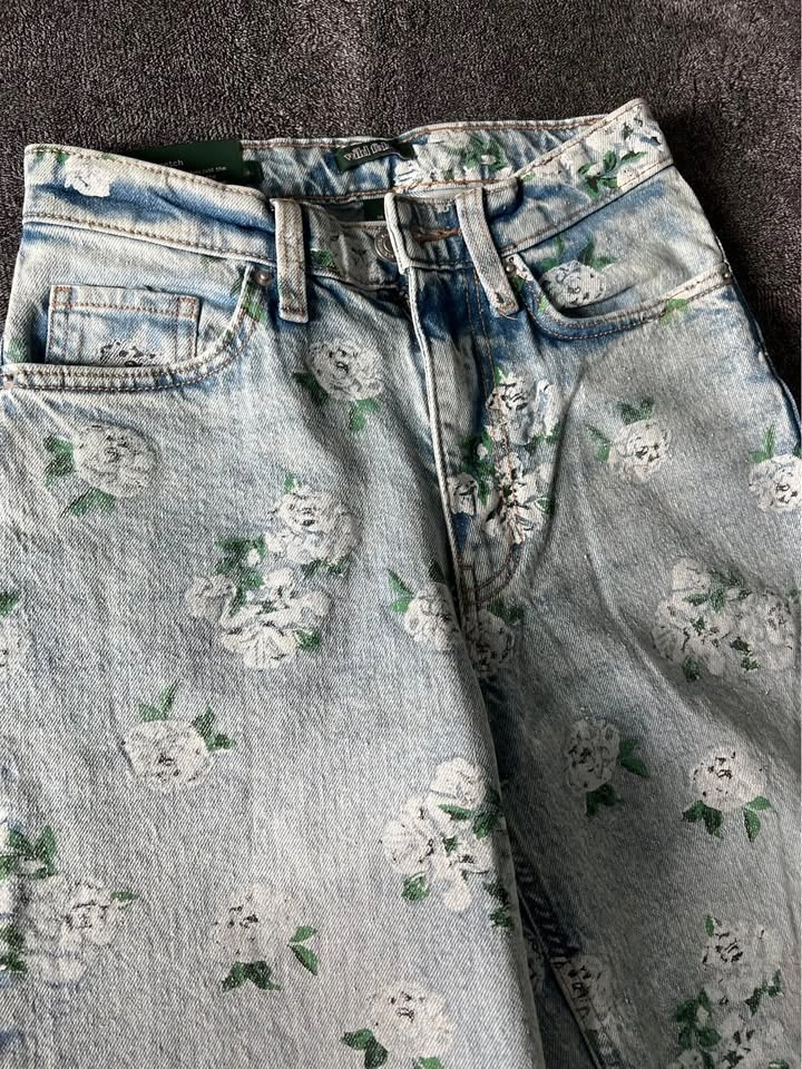 Wild Fable 90s Relaxed Straight Floral Jeans - photo 2