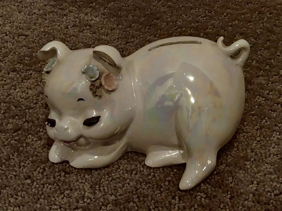 Vintage Sleeping Pig Piglet Piggy Bank / Coin Saver - Iridescent - photo 5