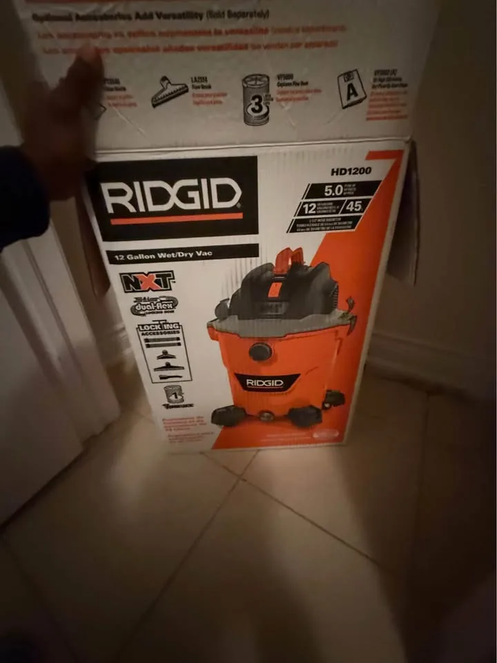 Ridgid 12 gallon wet and dry Vac 45L image indicator(7)