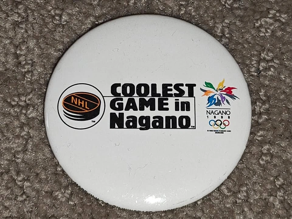 98 NHL Hockey Coolest Game in Nagano Olympics Button Pinback Pin - photo 2