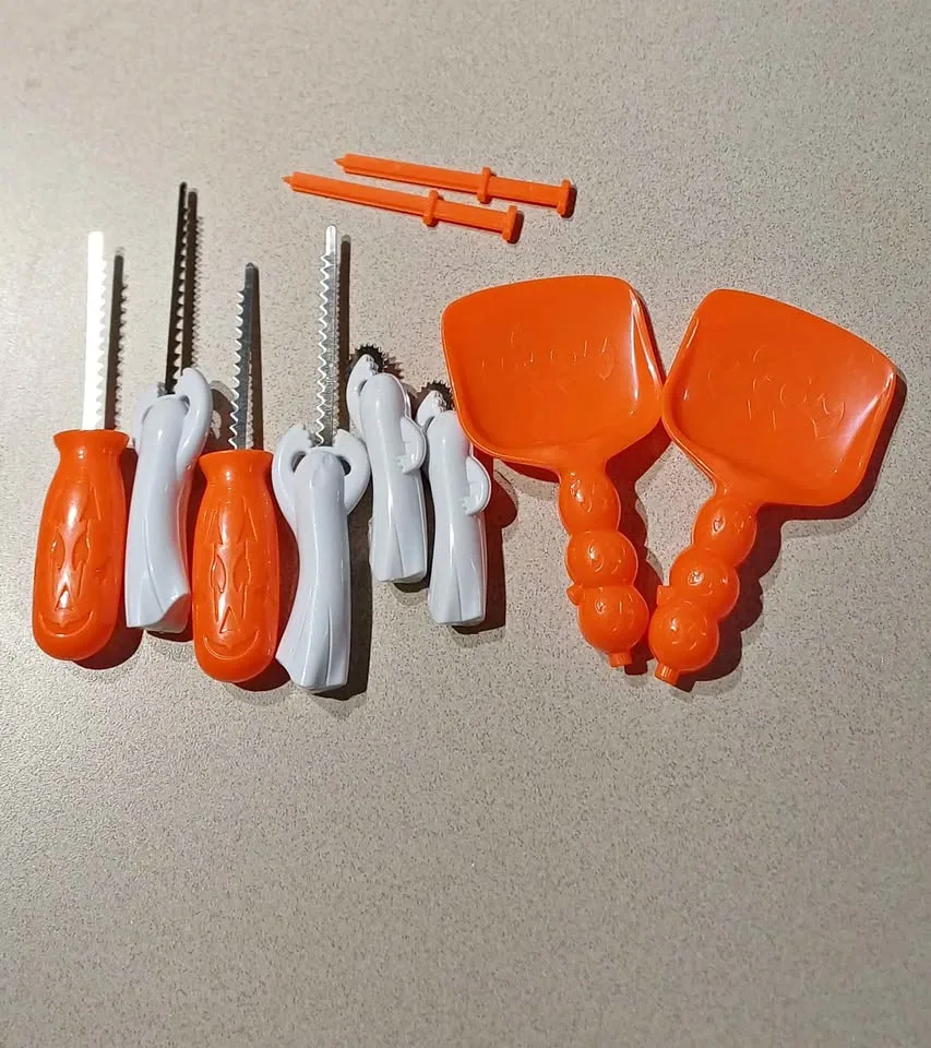 Pumpkin Carving Kit thumbnail