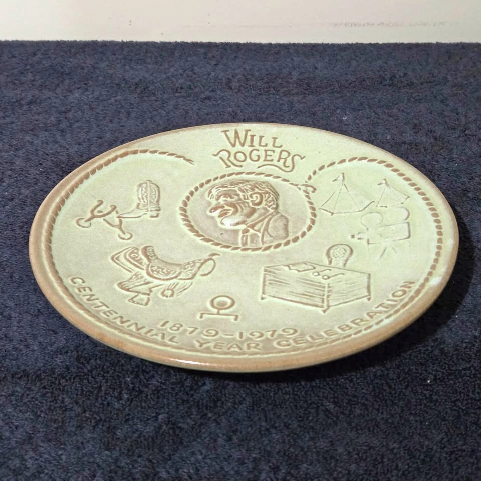Frankoma Pottery Will Rogers Centennial Plate (1979) - photo 3
