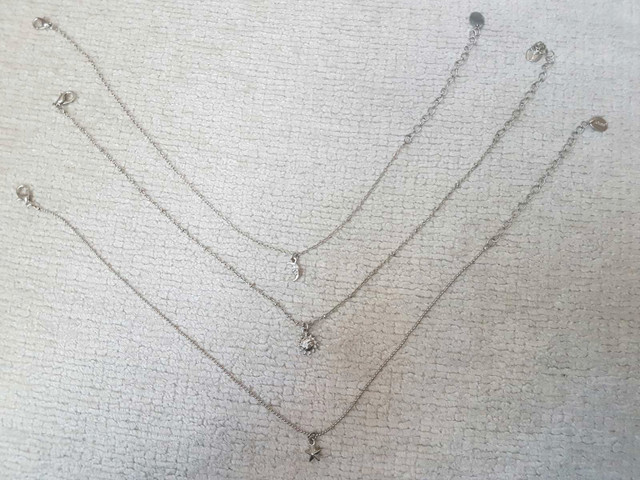 NEW! 3 Piece Layered Silver Necklace Set - photo 2